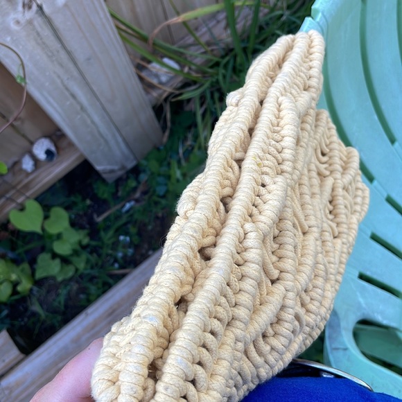 EUC yellow weave purse - Picture 6 of 6
